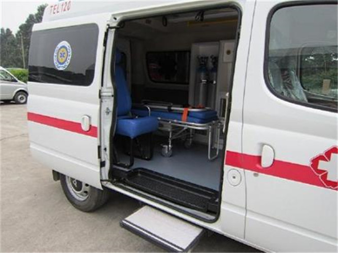 名山救护车出租服务案例7